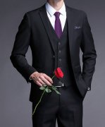 結(jié)婚西服選什么顏色好？