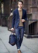 西裝搭配牛仔褲好看嗎？