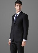 服裝定制面料不同，晾曬方法大不同