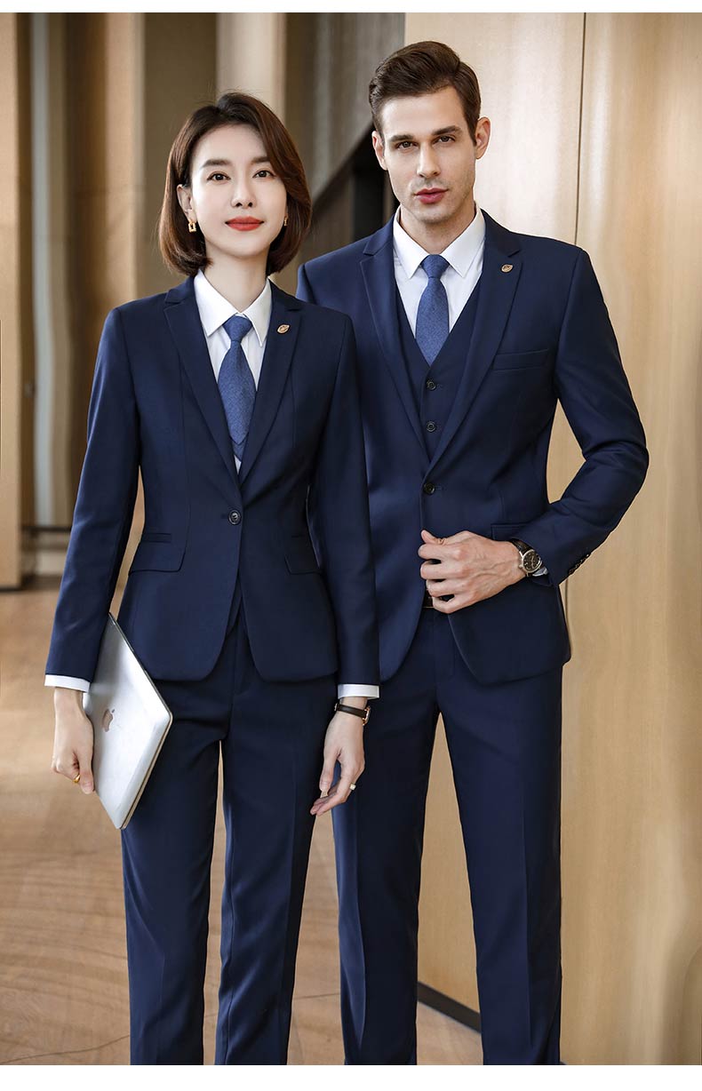 企業(yè)團體高端西服定制模特展示圖4